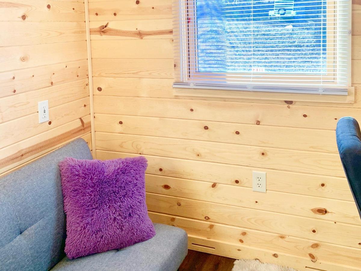 Cute Sedona Green-Certified Cedar Tiny Home コットンウッド エクステリア 写真